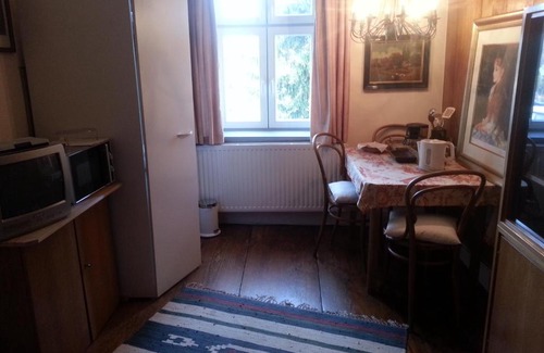 Isny im Allgaeu Apartment | Historic Charm at Sternfärbe: Family-Friendly Retreat