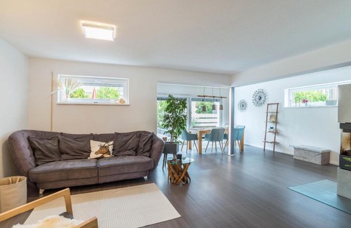 Schoemberg House | Discover Comfort at Im Nordschwarzwald - Family and Pet Friendly