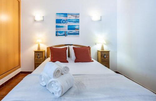 Telheiro Apartment | Relaxing Retreat at IM On Casa do Navegador - 4 Stars