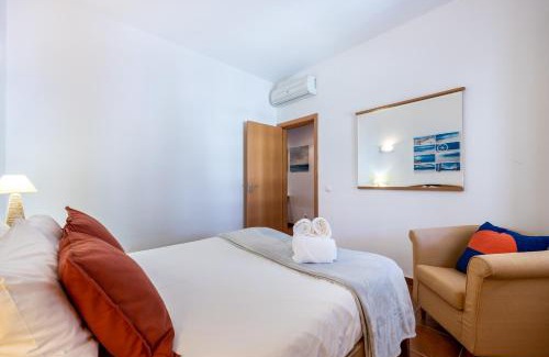 Telheiro Apartment | Relaxing Retreat at IM On Casa do Navegador - 4 Stars