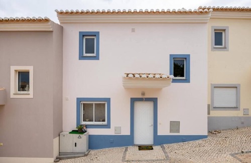 Atalaia House | IM On Casa Mar e SOL