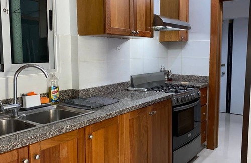 Ensanche Quisqueya Apartment | Top-Rated IM's House with Pool & Gym in Downtown Santo Domingo