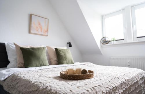 Ruettenscheid Apartment | Central Location with Kitchen for Families of 5