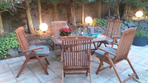 Ettringen Apartment | Vulkanland Retreat for Up to 6 Guests with Hot Tub