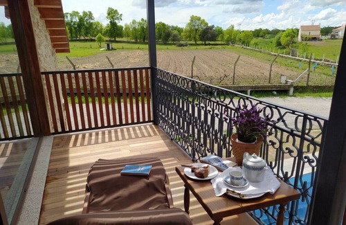 Sendim Cottage | Experience Paradise with Ocean Views and Spa Retreats
