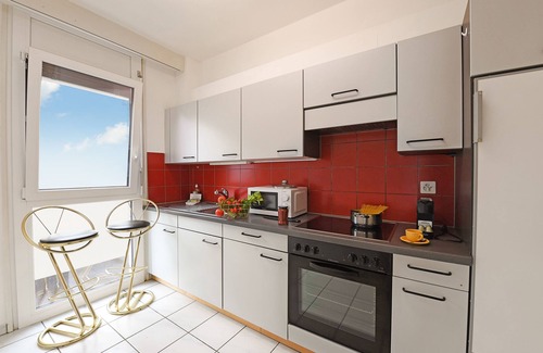 Locarno Apartment | Imbarcadero Apartment: Pet-Friendly Retreat in Locarno