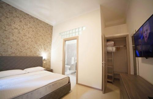 Magenta House | Cozy Cadorna House: Family-Friendly Stay with Great Reviews