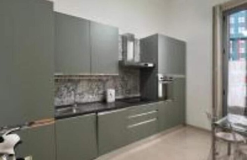 Magenta House | Explore IMHOME - Cadorna House with Spa & Breakfast Options