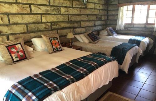 Ficksburg House | Discover Imla Guest Farm: Pet-Friendly Oasis with Pool