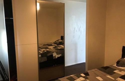 Stoke-on-Trent Apartment | Welcoming 1-Bed Apartment in Stoke-on-Trent for Families