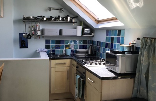 Liskeard Apartment | Immaculate 1-Bed Apartment in Cornwall with Hot Tub