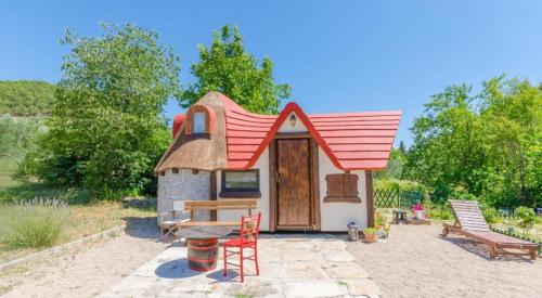 Skradin House | Immaculate 2-Bed Cottage Near Krka Waterfalls - Guest Rated 9.8