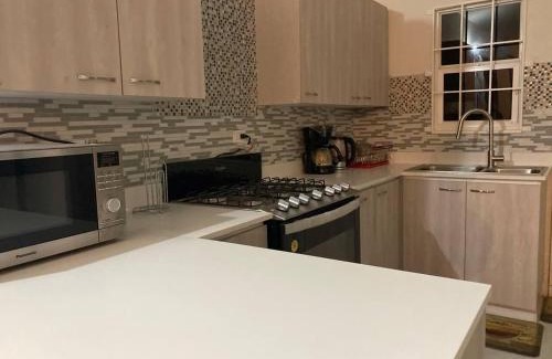 Discovery Bay House | Welcoming 2-Bed House in Discovery Bay for Family Fun