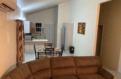 Discovery Bay House | Welcoming 2-Bed House in Discovery Bay for Family Fun