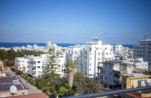 Aglantzia Apartment | Immaculate 2-Bed Penthouse with Family-Friendly Amenities