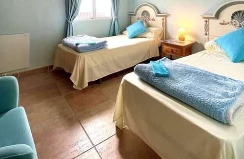 Aigues House | Immaculate 4-Bed House in Aguas de Busot