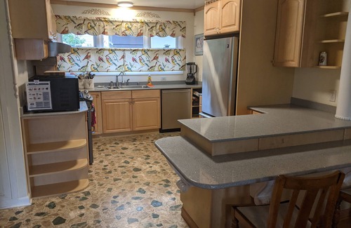 Olympia Condo | Immaculate Home with Breakfast in Pleasantville Neighborhood