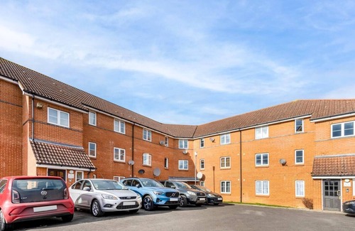 Welwyn Garden City Apartment | Pristine 2-Bed Apartment in Welwyn Garden City with Breakfast