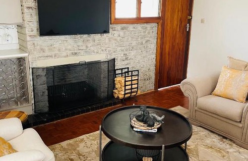 Harare Apartment | Immaculate Family Retreat in Avondale West - Ideal for Kids