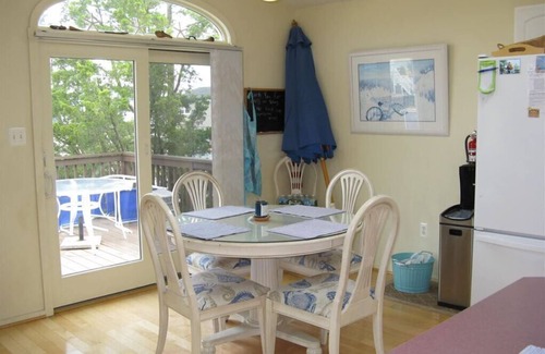Surf City House | Immaculate Bayside Retreat with Family-Friendly Amenities
