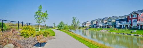 Airdrie Apartment | Immaculate suite in Airdrie