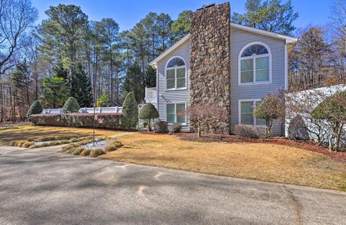 Suwanee House | Immaculate Suwanee House with Pool and Game Room Awaits