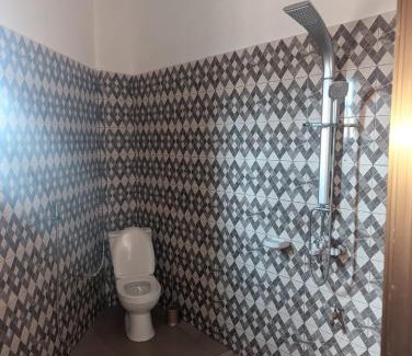 Lome House | Discover Immeuble do-rego: Family-Friendly Getaway