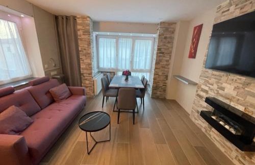 Pas de la Casa Apartment | Pet-Friendly Getaway at Immodelpas Pessons - Rated 8/10