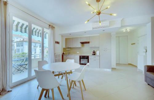 Carnot Apartment | Inviting IMMOGROOM - Cozy 2 Bedrooms in Downtown with Wifi