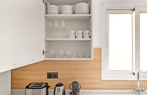 El Viso Apartment | Impeccable 2BR Chamartín Retreat with Terrace & Pet-Friendly