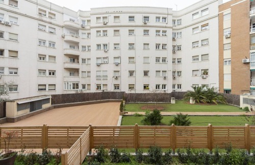 El Viso Apartment | Impeccable Chamartín 2BR with Terrace and Great Amenities