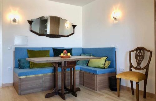Ovar Apartment | Child-Friendly Imowemo OVAR Multifuncional Penthouse Studios