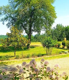Puy-l'Eveque House | Discover Impérial: Oceanfront Retreat with Top-Rated Reviews