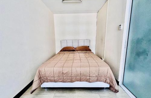 Ban Mai Apartment | Convenient Stay at IMPACT Challenger, Perfect for Families