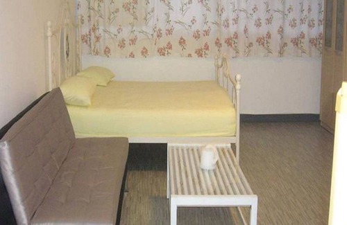 Ban Mai House | Accessible Comfort at Impact Don Mueang Bangkok Guest House