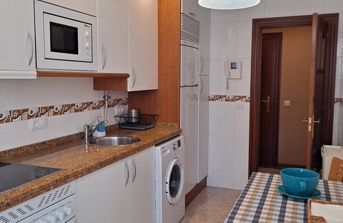 Gijon Apartment | Impeccable Apartment in Gijón with Relaxing Spa Amenities