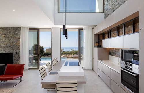 Atsipópoulon Villa | Elegant Retreat with Private Pool and Breathtaking Views