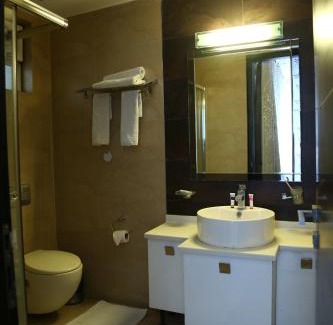 South City I Apartment | Stylish Imperial Apartment Fortis with Pet-Friendly Amenities