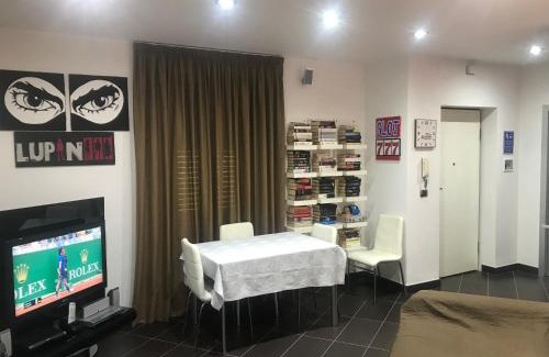 Minturno Apartment | Impero 6: Guest Rated 10/10 & Pet-Friendly Comfort