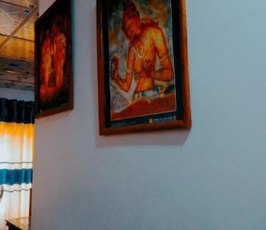 Anuradhapura Hotel | Impress Holiday Home: Family-Friendly Retreat with High Ratings