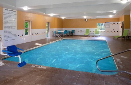 Flemington House | Impressive Room for Business Travelers! Free Wifi