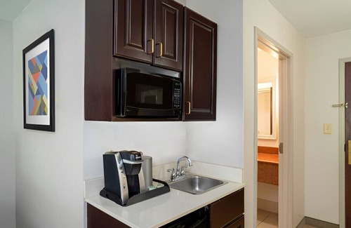 Flemington House | Impressive Room for Business Travelers! Free Wifi