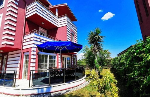 Kadriye Villa | Elegant Villa with Private Pool in Antalya for Your Escape