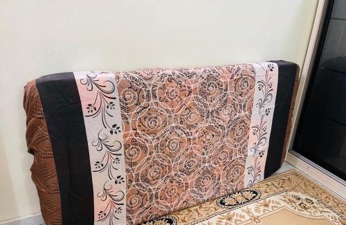 Rantau Panjang Ski Chalet | Cozy Imtiyaz Home Klang: Family-Friendly Retreat Awaits