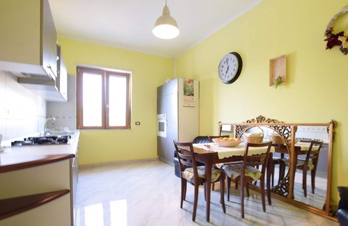 Agropoli Apartment | Discover a Colorful Retreat in Central Agropoli