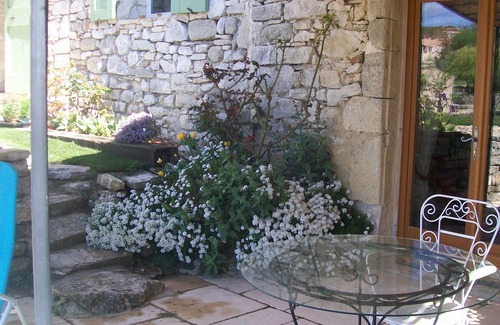 Vacheres House | Discover Tranquility in Luberon Park with Private Pool