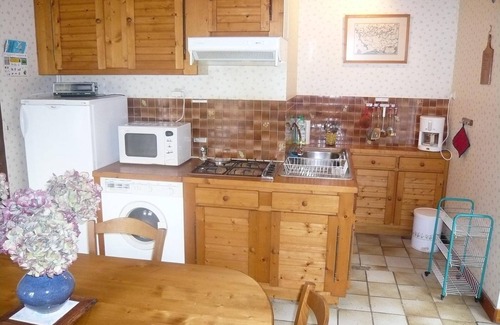 Murs-Erigne House | Charming Gîte Near Angers with Pool and Free Internet Access