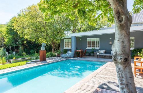 Montagu House | Indulge at In Abundance Guest House - 4-Star Family Retreat