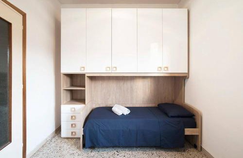 Old Town Apartment | Elegant Apartment in the Heart of Mantova with Kitchen