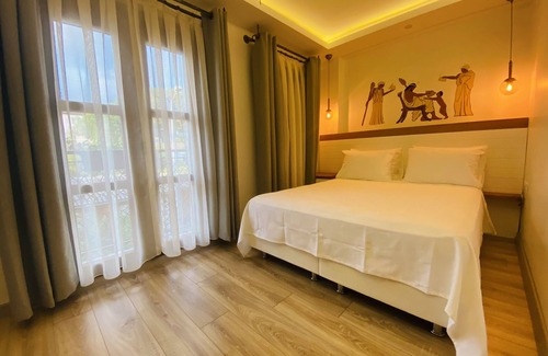 Selcuk Hotel | Discover Ephesus Otel: Art, Breakfast & Family-Friendly Fun